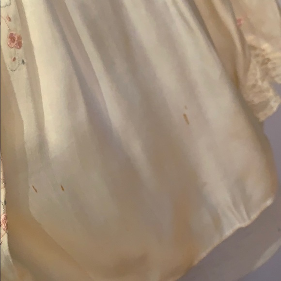 Vintage Silk and Lace Liseuse - Picture 5 of 6